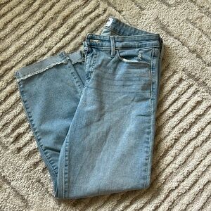 Women’s Levi’s jeans